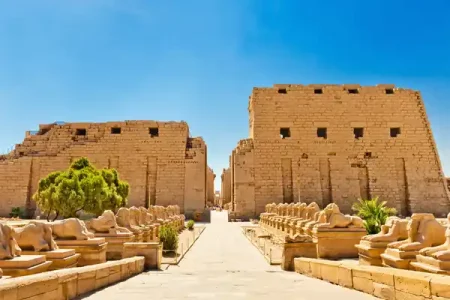 Wycieczka-do-Luksoru-atrakcje-w-Luksorze-świątynia-Karnaku