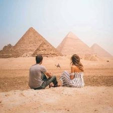 Muzeum-Egipskie-Wycieczka-do-Kairu-wycieczka-do-piramid-Kair-z-Sharm-Cena-wycieczki-do-Kairu